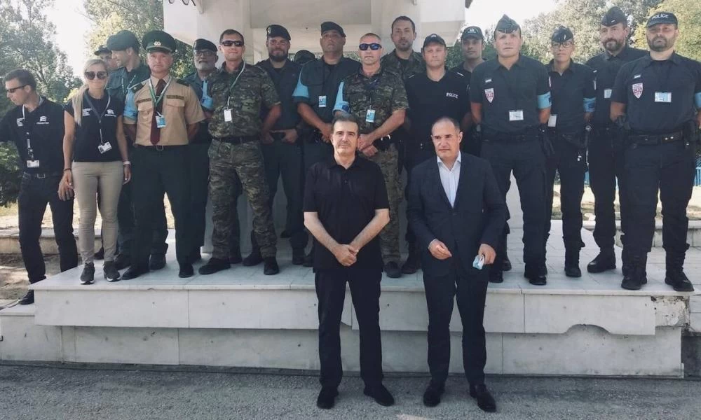 Στον Έβρο Χρυσοχοΐδης και εκτελεστικός διευθυντής της Frontex